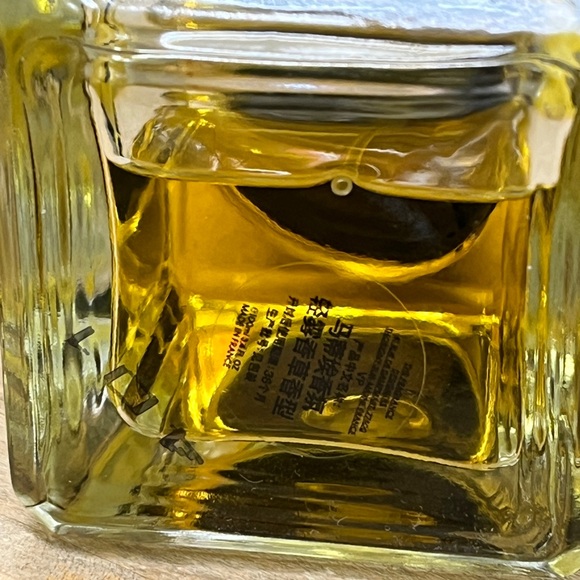 Vanilla Powder Perfume - Picture 2 of 4